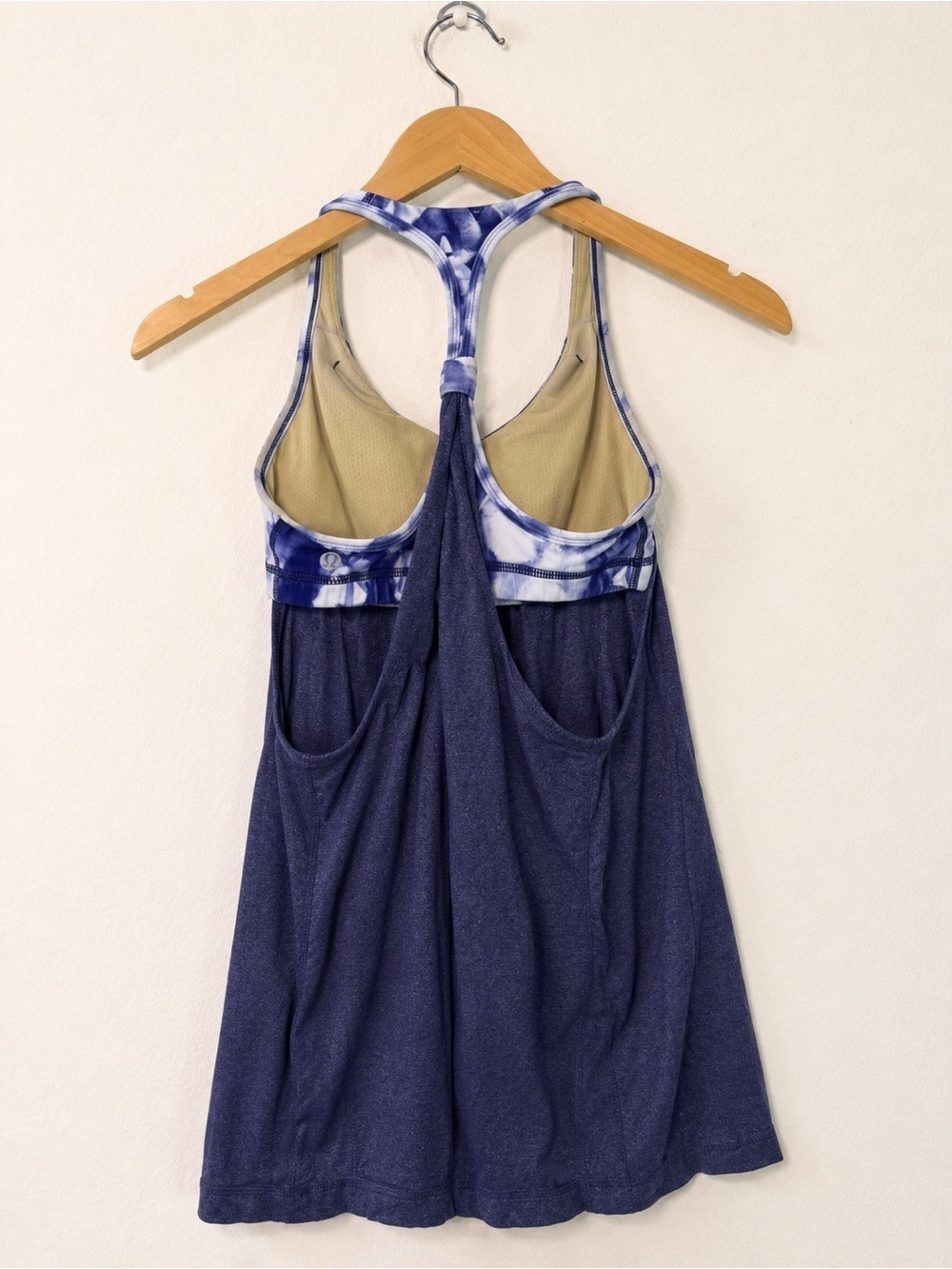 Lululemon Tank Top Blue Racerback Built In Bra Size Small - Picture 3 of 8